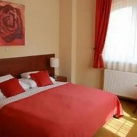Siesta Panzio Sosto Hotel 2*